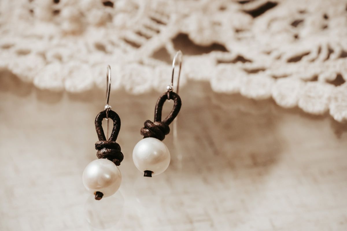 Diamond + Pearl Drop Earrings – Ring Concierge